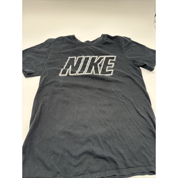 Nike Tops - The Nike Tshirt Women's Size Small Raised Log On Front Athletic Cut 100% Cotton